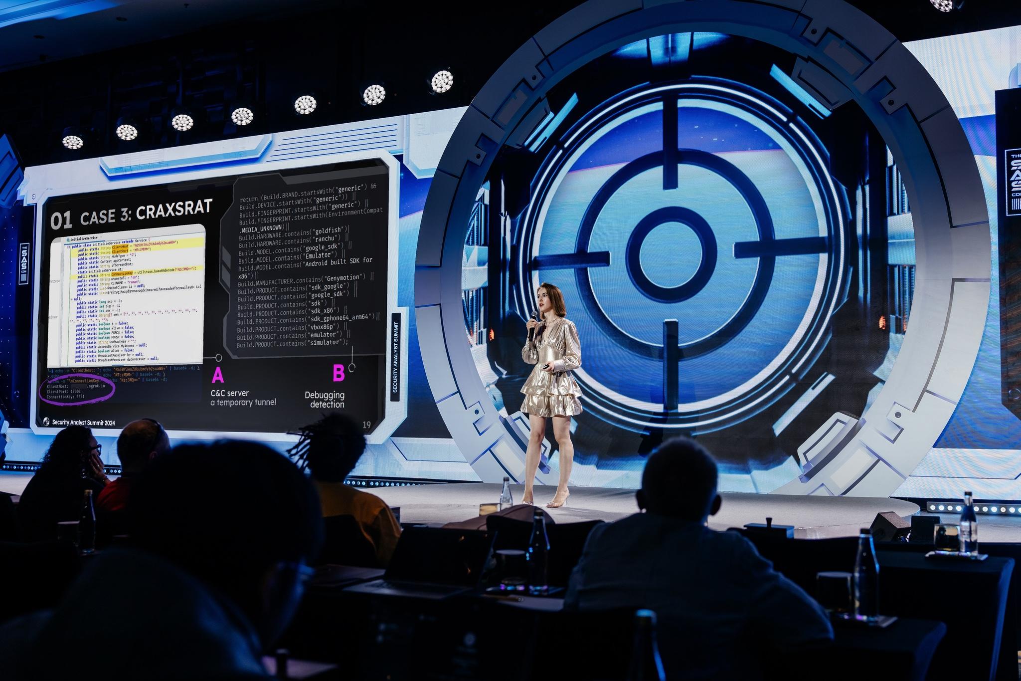 Elizabeth giving a talk at SAS conference in 2024 about cybercrime in dating apps